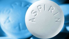 ung thư ruột kết giai đoạn sớm có nên dùng thuốc kháng viêm aspirin?
