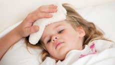 Trẻ bị sốt virus bao lâu thì khỏi?