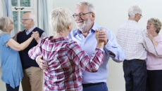 Có thể ngăn ngừa lão hóa não nhờ học khiêu vũ