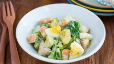 Công thức làm món salad tôm kiểu Nhật: Đơn giản mà giàu dinh dưỡng