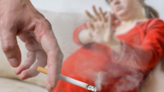 Những điều đáng sợ mà khói thuốc lá gây ra với bà bầu và thai nhi