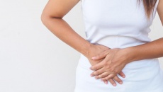 Đau bụng đi ngoài, buồn nôn sau ăn chất béo có phải do sỏi mật?