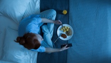 Bỏ bữa sáng, ăn tối muộn: Thói quen tự sát của bệnh nhân tim mạch