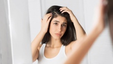 Rụng tóc sau sinh: 5 cách kích thích mọc tóc, giúp tóc nhanh dài