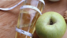 Giấm táo giúp giảm mỡ bụng: Sự thật thế nào?