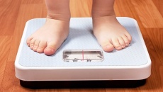 Giảm cân cho trẻ thế nào để vẫn đảm bảo dinh dưỡng phát triển chiều cao?
