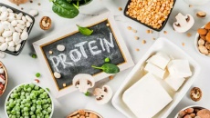 5 dấu hiệu cảnh báo cơ thể bạn đang dư thừa protein
