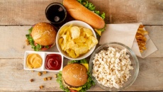 Người bệnh gout nên tránh những thực phẩm nào?