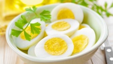 6 sai lầm trong cách ăn trứng mà bạn nên tránh