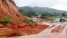 Cuối tuần, Trung Bộ mưa lớn, vùng núi đề phòng lũ quét, sạt lở đất