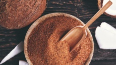 Tại sao bạn nên dùng đường dừa thay cho đường tinh luyện?