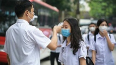 Y tế tuần qua: Hà Nội lại thay đổi kế hoạch cho học sinh tới trường vì COVID-19