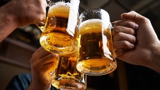 Sau khi say rượu bia, làm thế nào để nhanh tỉnh táo?