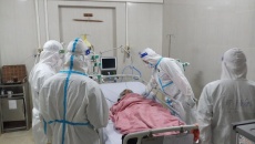 BV Hữu nghị Việt Đức: Nỗ lực chăm sóc người bệnh COVID-19 trong những ngày Tết Nguyên đán