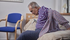 Nhà có người bệnh Parkinson nên sắp xếp các phòng thế nào cho an toàn?