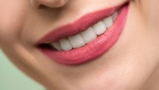 Sai lầm phổ biến trong mùa Hè có thể làm hỏng răng 