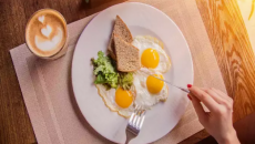 Nên ăn sáng thời điểm nào để giảm cân hiệu quả?