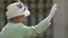Bí quyết sống thọ của nữ hoàng trị vì lâu nhất nước Anh