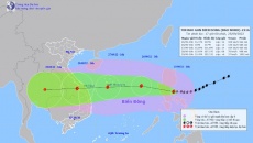 Siêu bão Noru liên tục mạnh lên, dự báo sẽ đổ bộ vào Trung bộ 