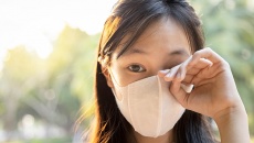 Bảo vệ mắt khỏi ô nhiễm không khí