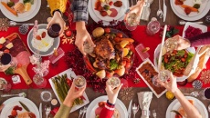 Thói quen ăn uống trong ngày lễ có thể gây đau tim