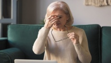 Bị khô mắt, cải thiện như thế nào? 