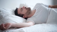 Phẫu thuật có chữa khỏi chứng ngủ ngáy trong nhiều năm của tôi?