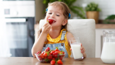 Thực phẩm giúp trẻ tăng miễn dịch chống nhiễm trùng đường hô hấp