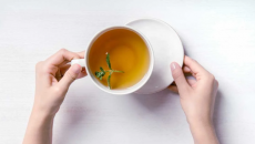 5 thức trà thảo dược giúp cải thiện cơn đau viêm họng cấp