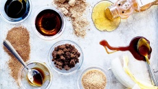 Người hảo ngọt có thể dùng nguyên liệu gì thay cho đường tinh luyện?