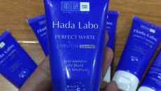 Thu hồi toàn quốc 2 lô Vaseline Vitamin E và Hada Labo Perfect White Cleanser