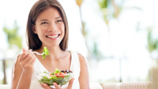 6 thực phẩm thiết yếu phụ nữ nên ăn ở độ tuổi 40