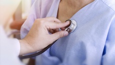 Bệnh hở van tim: Khi nào điều trị bằng thuốc, khi nào thay van tim?