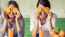 Bổ sung vitamin giúp cải thiện thị lực và bảo vệ mắt