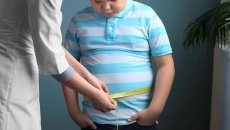 Giúp con trẻ kiểm soát cân nặng và sức khỏe