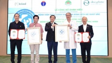 “Bệnh viện Thực hành Nuôi con bằng sữa mẹ xuất sắc” đầu tiên tại Hà Nội