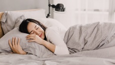 Mẹo cải thiện giấc ngủ đến từ nhiều quốc gia trên thế giới