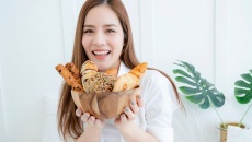 Ăn vặt thế nào để không ảnh hưởng xấu tới sức khỏe?