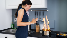 5 thói quen dễ gây hỏa hoạn trong bếp
