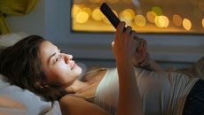 Lời khuyên cho người có thói quen trì hoãn giấc ngủ