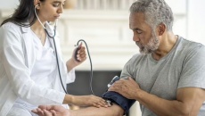 Bác sĩ chia sẻ cách giúp hạ huyết áp tự nhiên