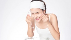Bạn có đang rửa mặt kỹ quá mức cần thiết?