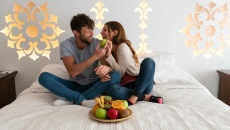 Ăn 5 phần trái cây và rau củ mỗi ngày giúp nâng cao đời sống tình dục