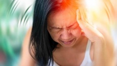 Chứng đau nửa đầu là dấu hiệu cảnh báo đột quỵ ở người trẻ