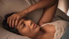 Tiền mãn kinh, mãn kinh gây rối loạn giấc ngủ ở phụ nữ trung niên