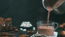 Uống chocolate nóng có thể giúp bạn giảm cân