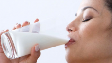 Uống sữa có thể gây trào ngược acid dạ dày?