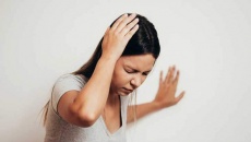 Thực phẩm giúp kiểm soát cơn đau nửa đầu mạn tính