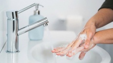 Rửa tay quá nhiều có thể gây hại cho làn da
