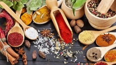 Viêm da cơ địa kiêng ăn gì để bớt ngứa?